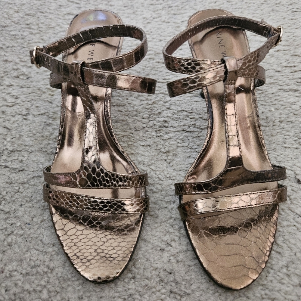 Nine West Gold Strappy Heels 6M - Picture 3 of 7